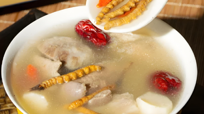 鴨子冬蟲(chóng)夏草花怎么煲湯？鮮香滋補(bǔ)教程來(lái)了