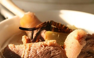 怎么燉冬蟲夏草湯好喝？掌握 3 個(gè)關(guān)鍵，湯鮮營(yíng)養(yǎng)不浪費(fèi)